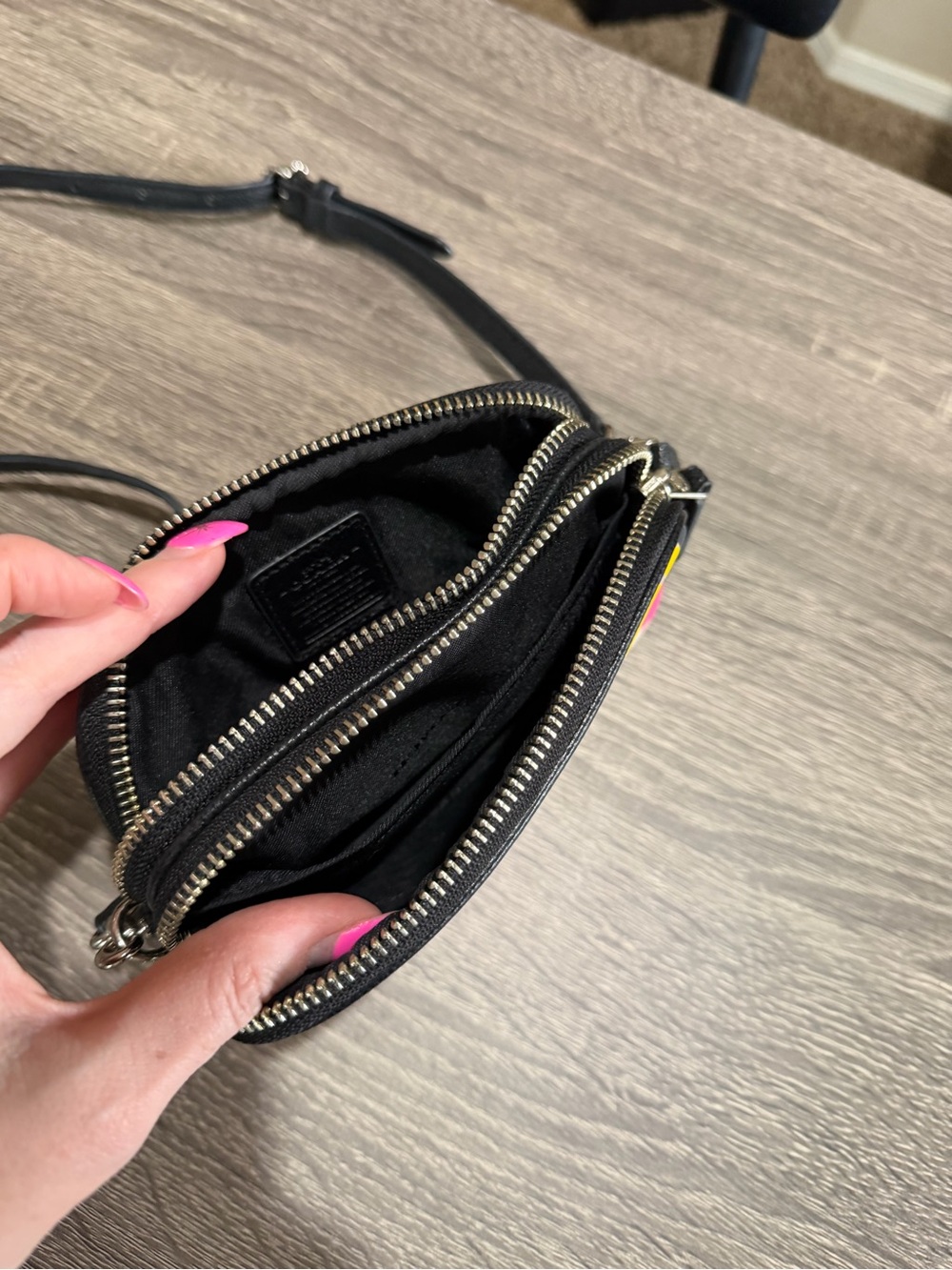 Coach Hawk Feather Black Multi double zip phone crossbody - Picture 9 of 9